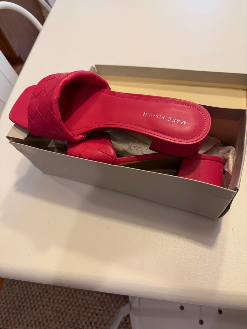 Marc Fisher Hot Pink Woven Slide Mules Sz 9.  NWB. Tub8